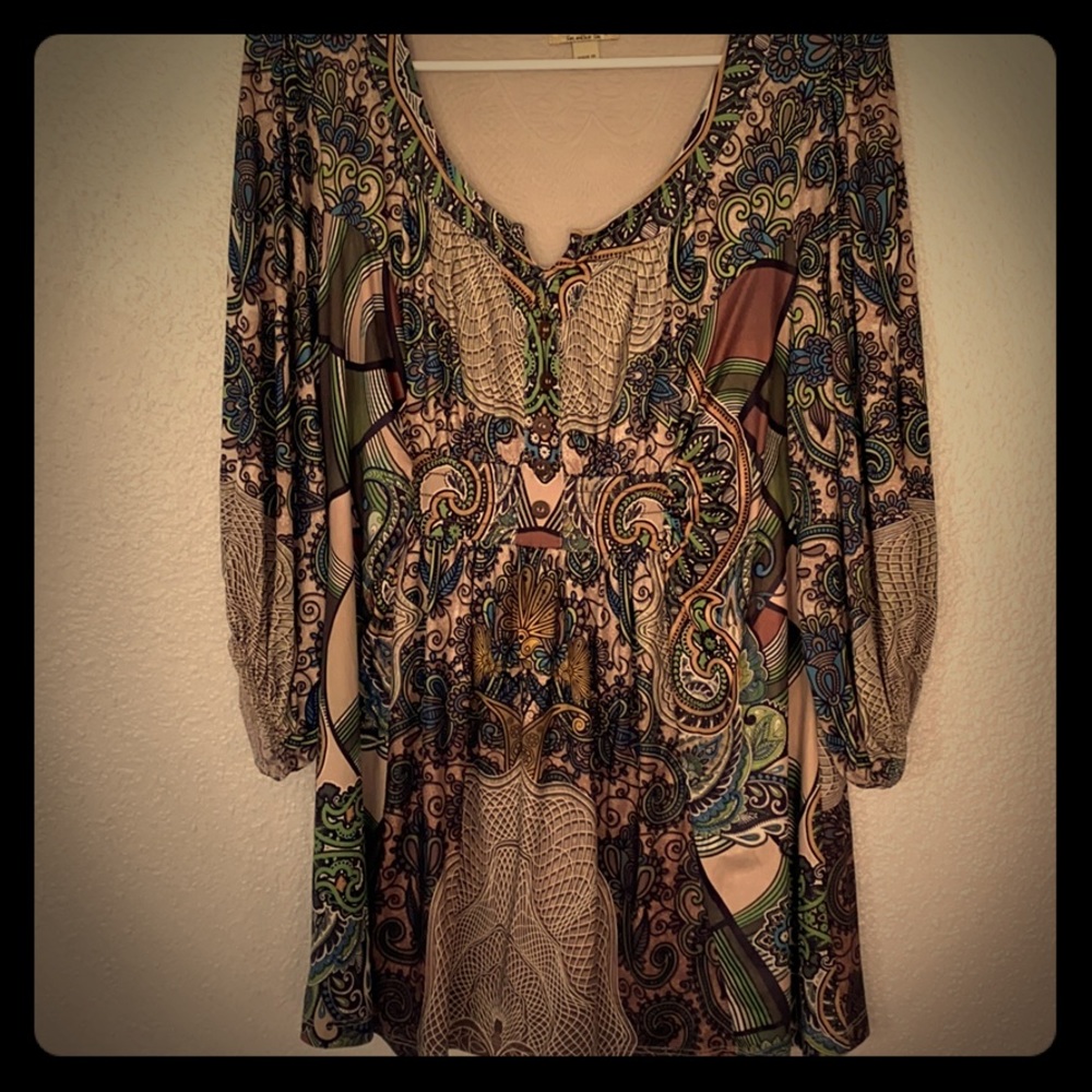 Women’s Blouse.